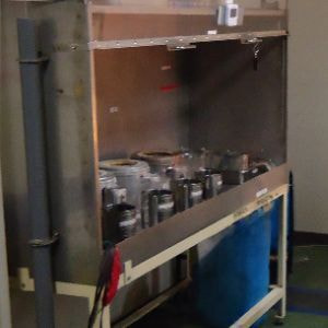 Cleaning draft chamber